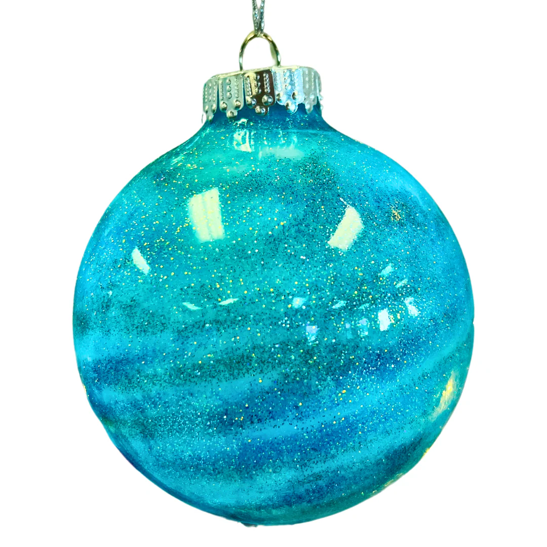 4 Pack of Plastic 4 Inch Ornament Globe Blanks - Image 3